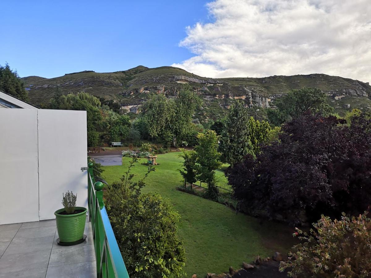 Вилла Clarens On Collett Экстерьер фото